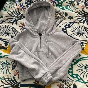 Alphalete cropped quarter zip hoodie